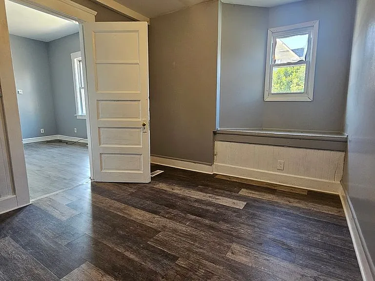 3355 W 43rd St — Photo 14