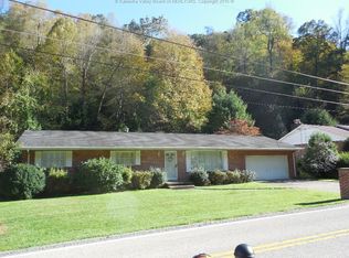 722 Lower Donnally Rd, Charleston, WV 25304