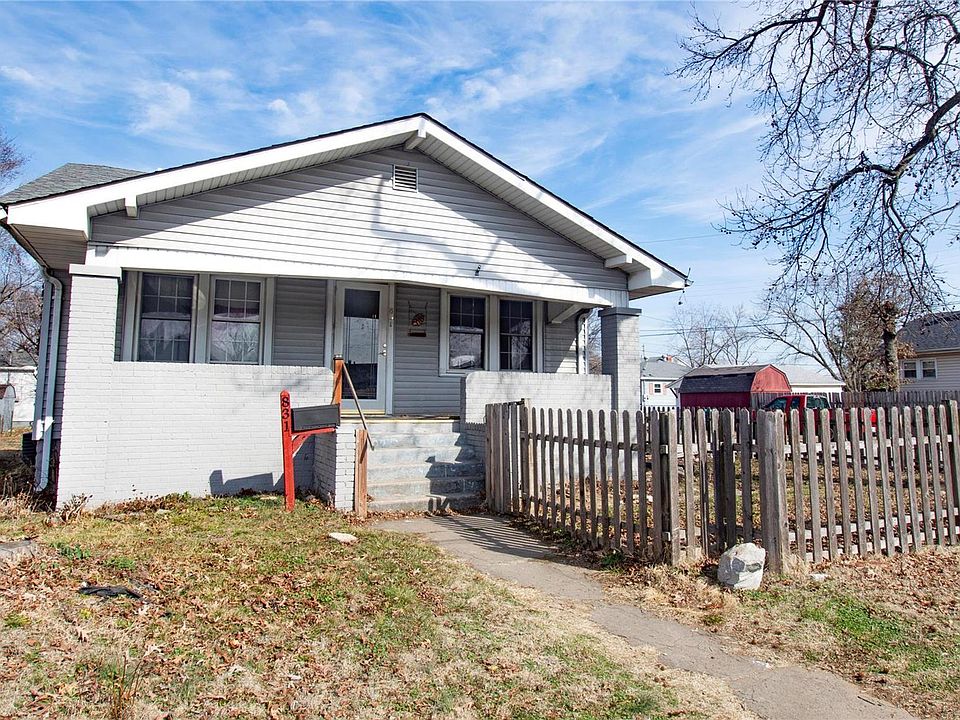 1st image of 831 Halloran Ave