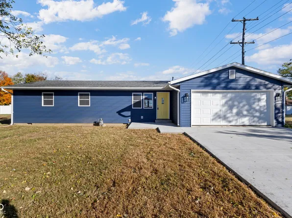 223 Circle Dr, Bainbridge, IN 46105