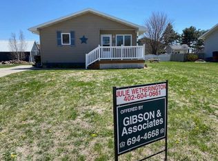 712 G St, Aurora, NE 68818