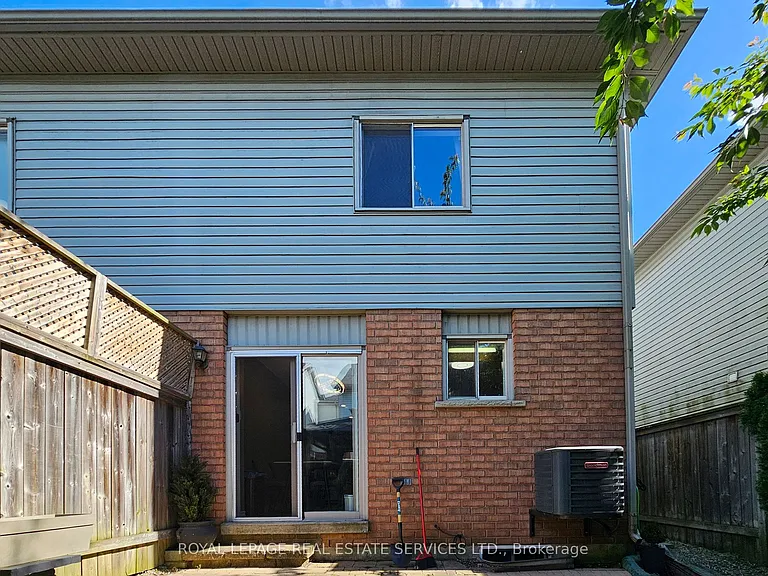 65 Morwick Dr — Photo 34