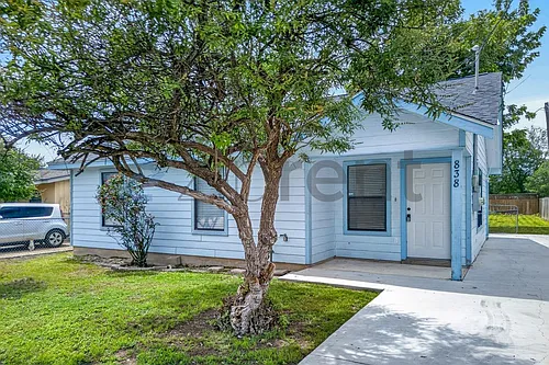 838 McCauley Blvd Photo 1