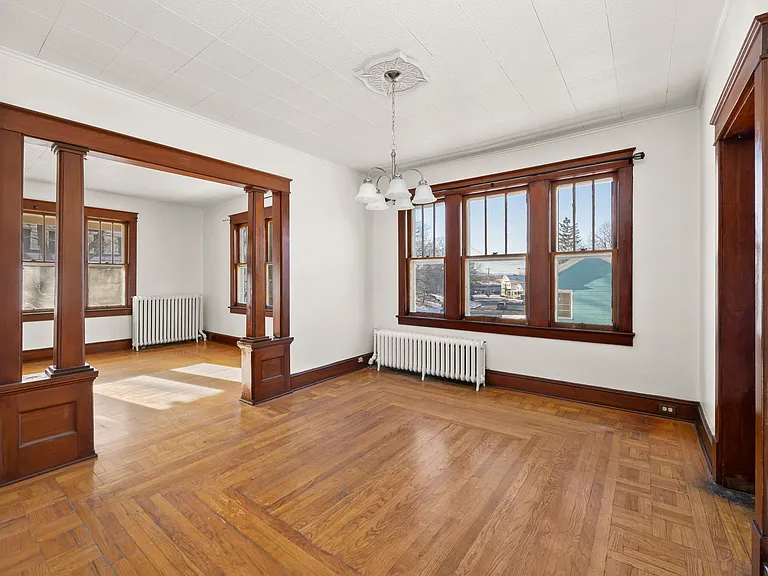 150 Green St #2 — Photo 3