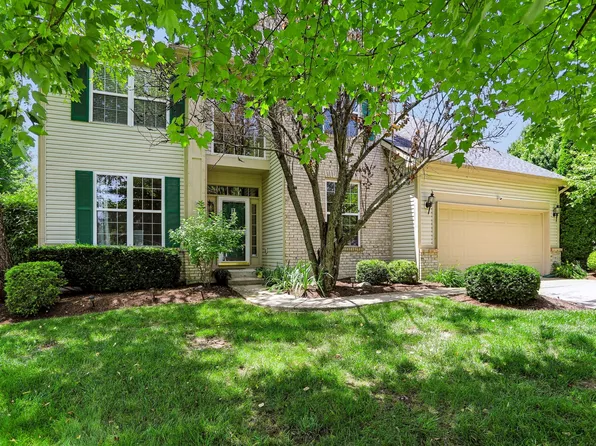 11810 Queenwood Ct, Fishers, IN 46037