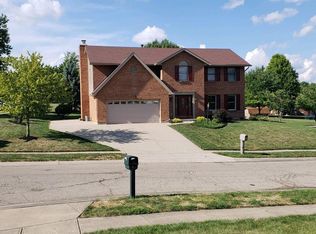 36 Carousel Cir, Fairfield, OH 45014