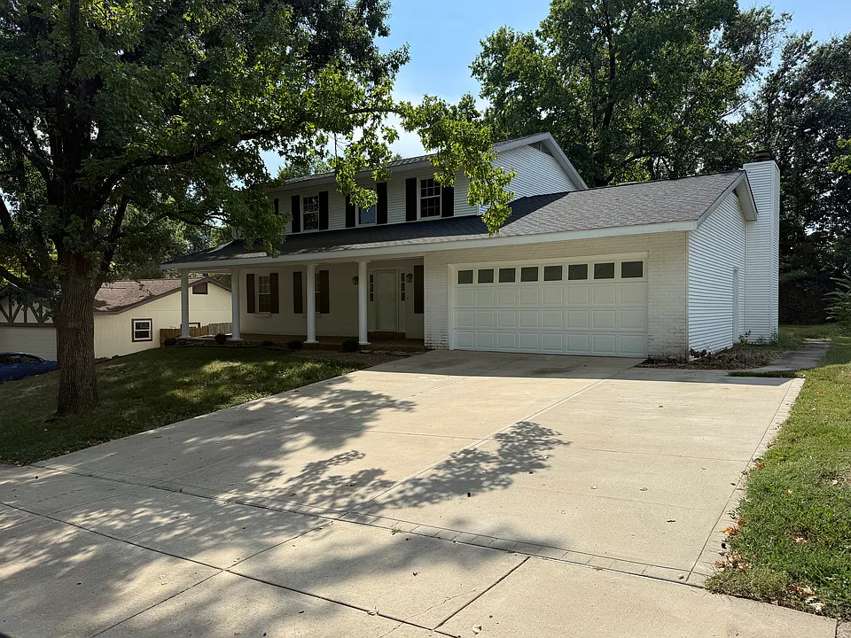 2733 Heritage Lndg