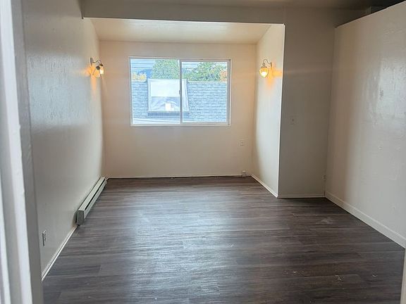2nd image of 1505 Main St APT 1