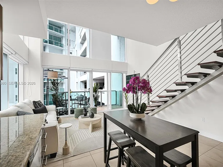 41 SE 5th St #517 — Photo 8
