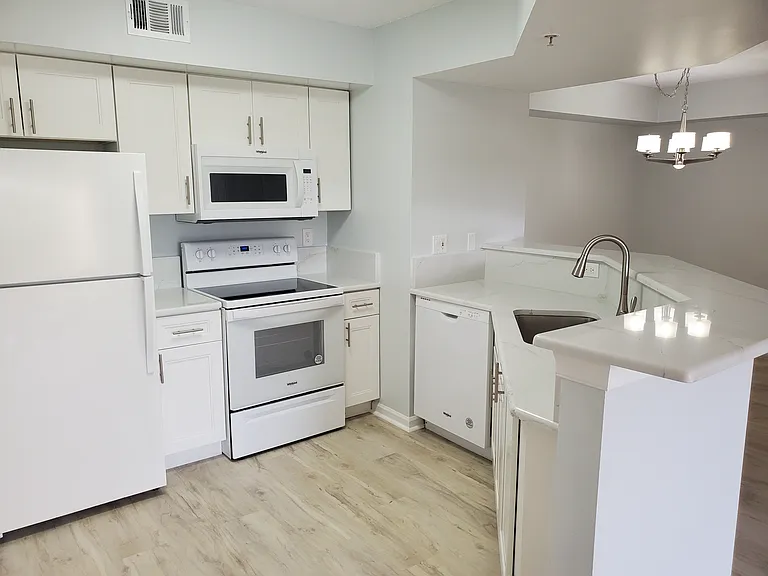 3617 NW Adriatic Ln #7-301 — Photo 3