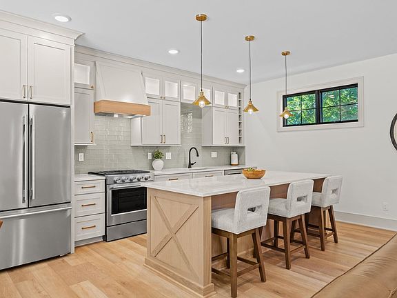 2nd image of 1002 May St #1