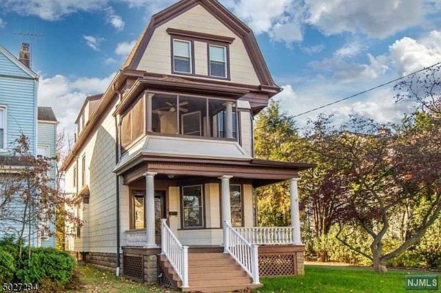 1st image of 10 Almira St