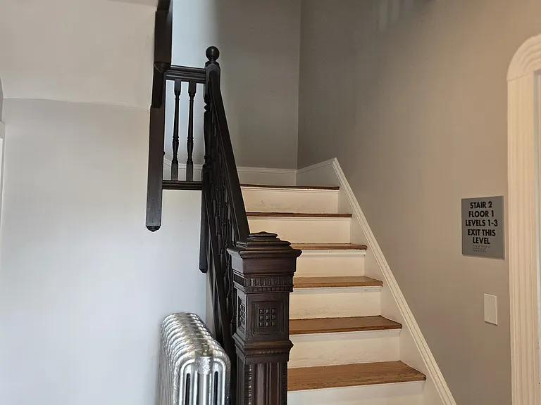 160 Elm St #B — Photo 13