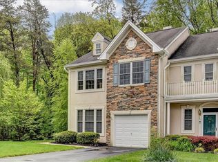 64 Amber Dr #64, Old Bridge, NJ 08857