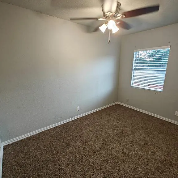 811 N Spears St #102 — Photo 7