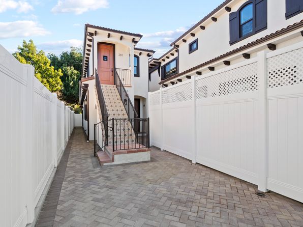 216 N Orchard Dr #101