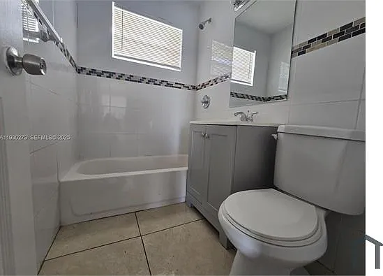 609 NW 7th Ave — Photo 7