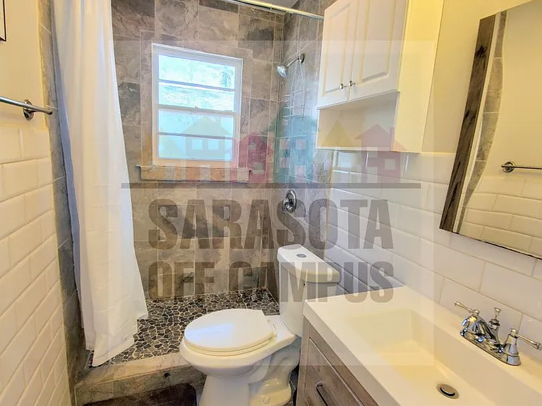 1119 32nd St #A-B — Photo 29
