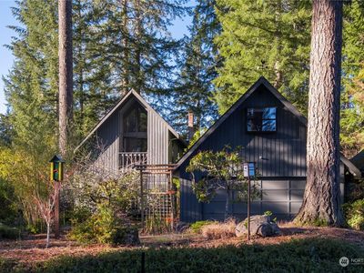 410 N Fairway Drive E, Hoodsport, WA, 98548