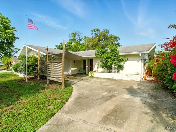 5728 Colonial Dr, New Port Richey, FL 34653