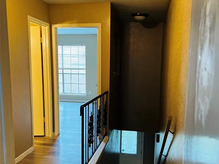 1069 Willow Oaks Cir — Photo 5