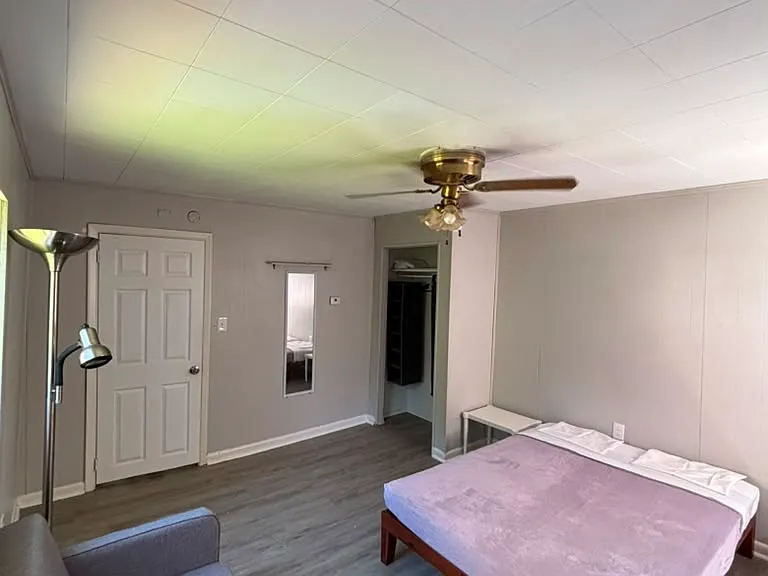 411 Beaver St — Photo 1
