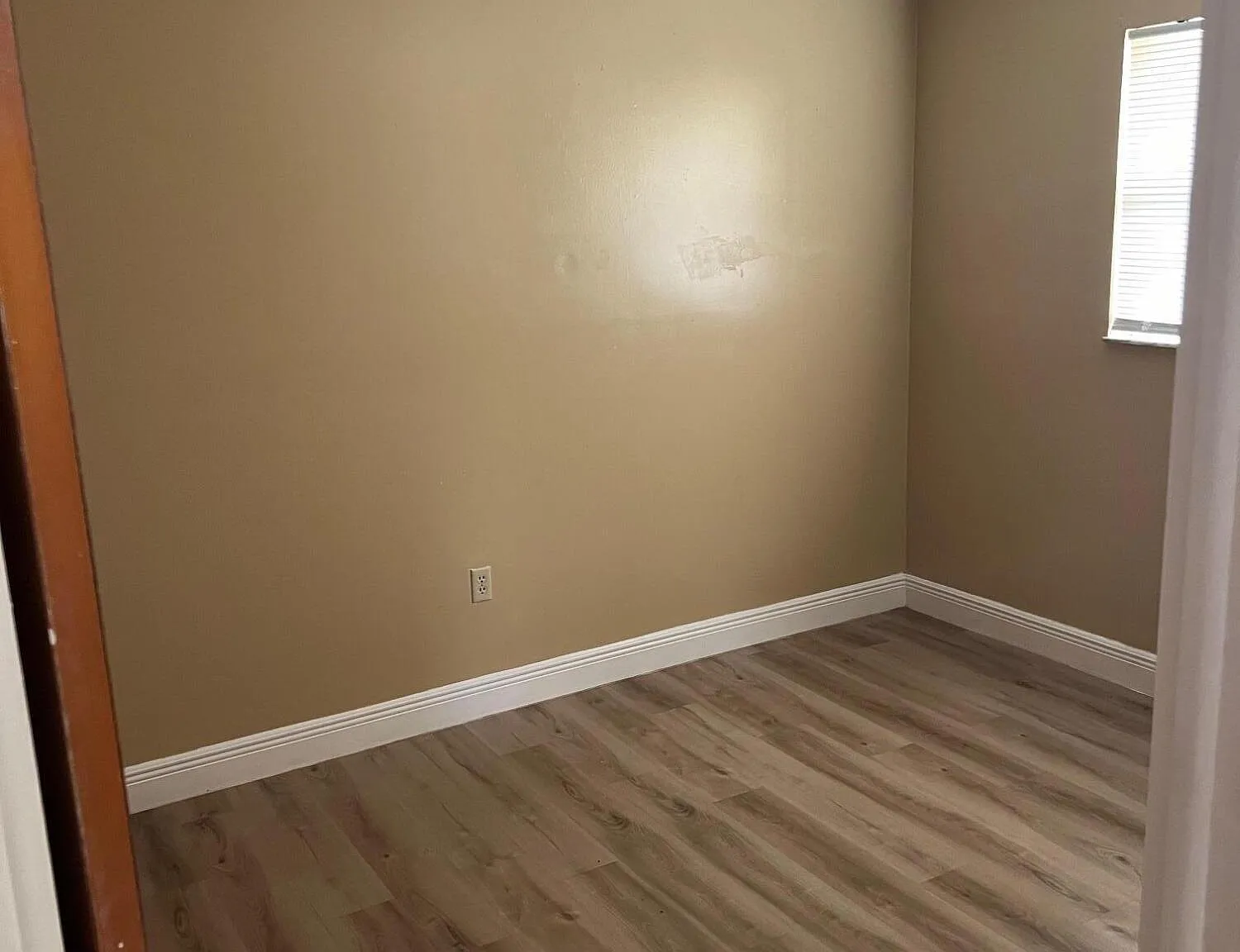 2 bed, 2.0 bath, 1247 sqft, $2,300 — Photo 4