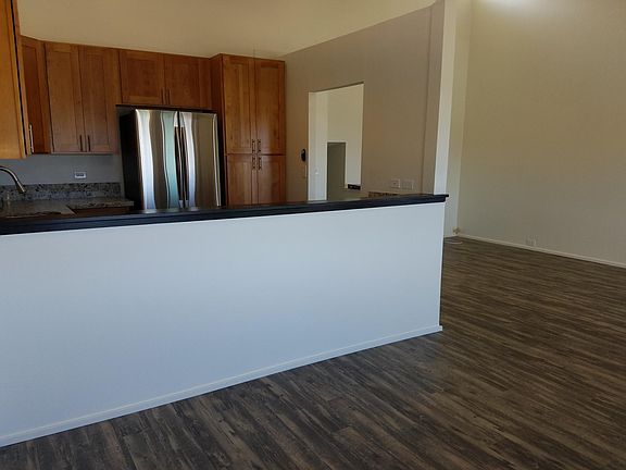Kitchen & Living Area