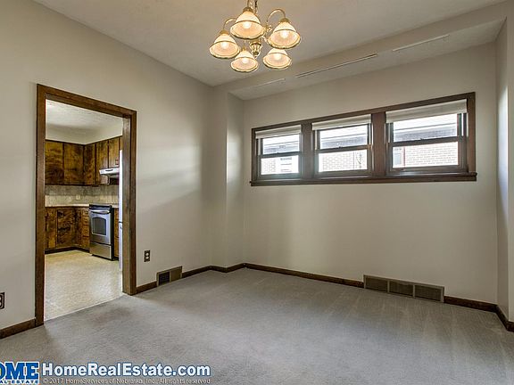 5th image of 849 S 32nd St