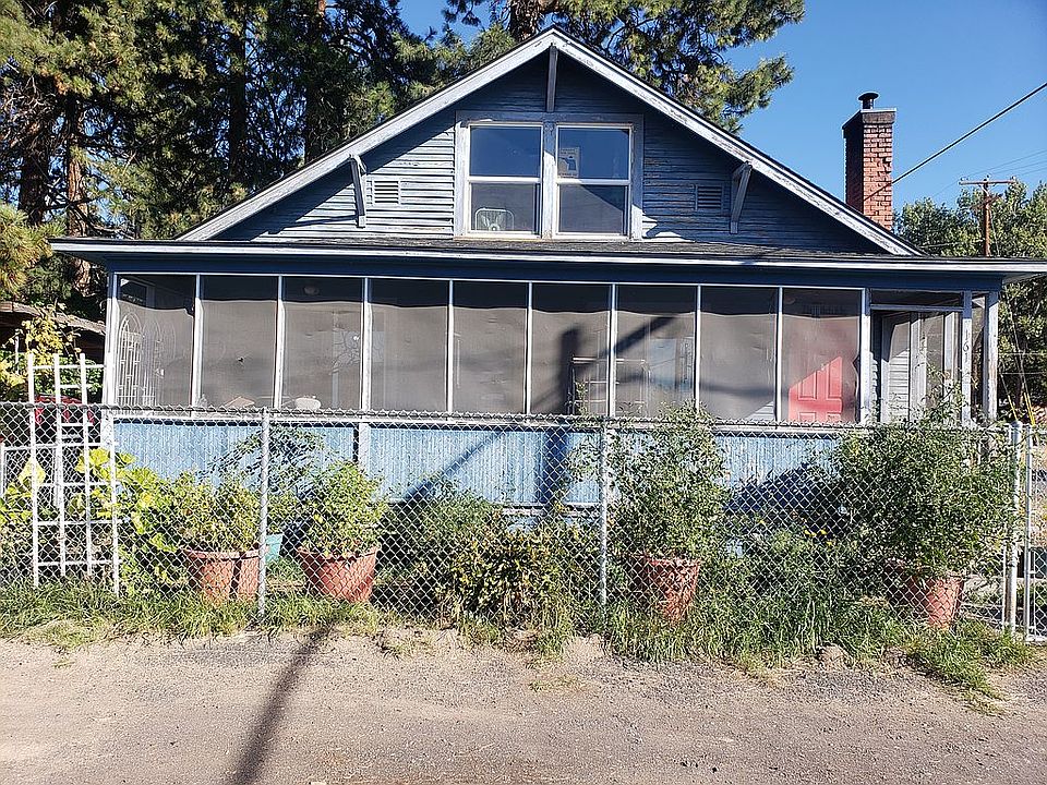 Main house 161 2nd ave