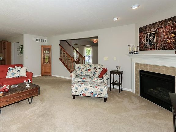 5th image of 3079 Saddlebred Ct