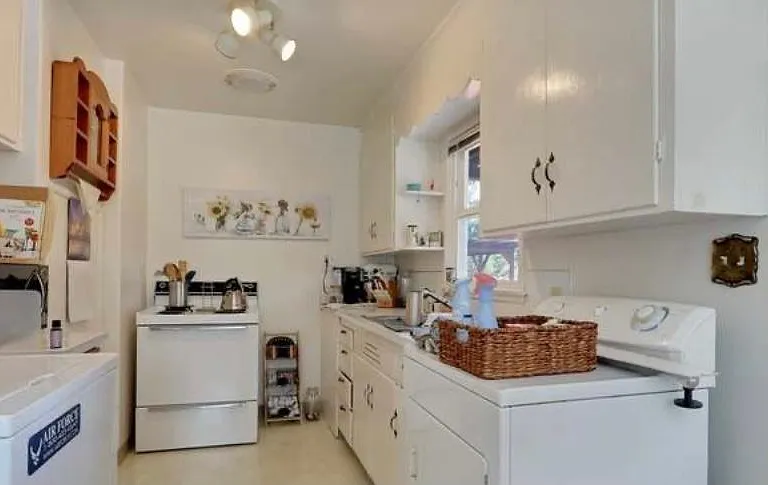 6014 Wildaire Rd SW — Photo 2