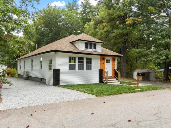 14 Brook St, Ayer, MA 01432