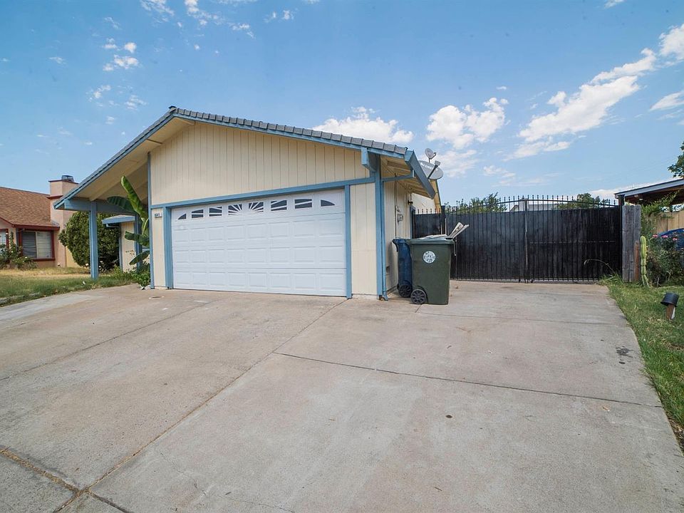 2nd image of 6645 Hometown Way