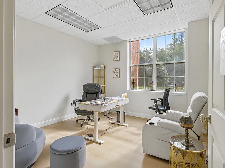 3606 Maclay Blvd — Photo 5