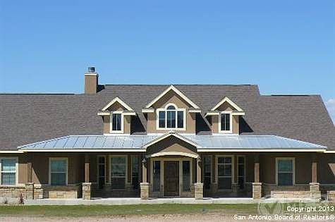 2nd image of 320 Rose Garden Dr
