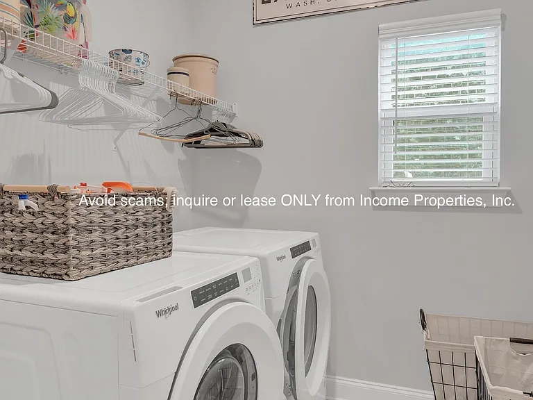 4937 Riverbank Dr — Photo 27
