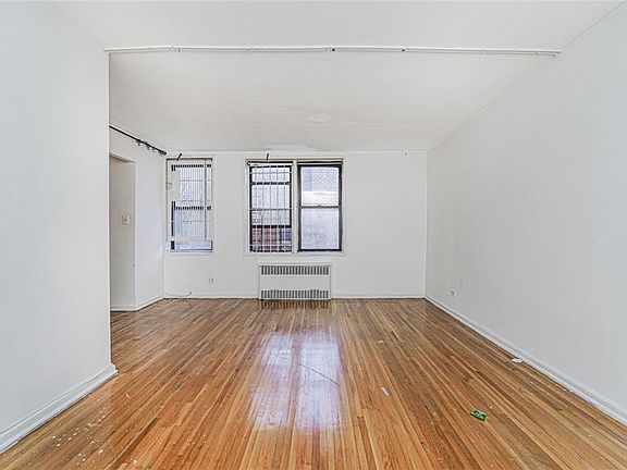 2nd image of 1840 E 13th St APT 6T