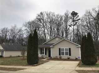 5531 Windy Valley Dr, Charlotte, NC 28208