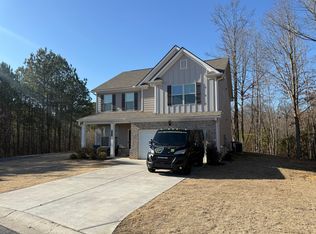 131 McGinnis Cir, Calhoun, GA 30701