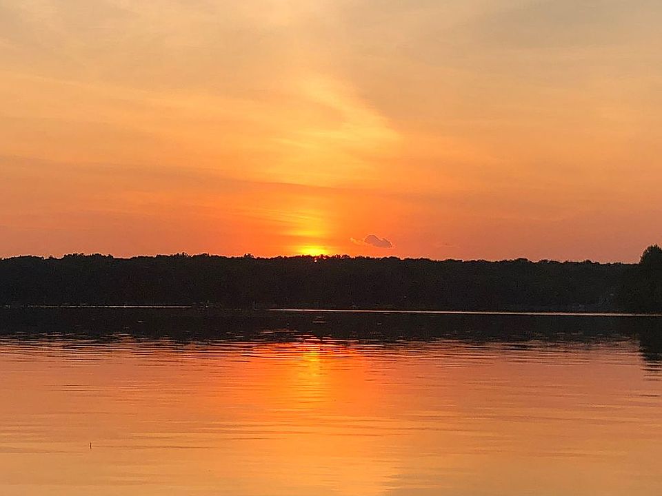 SUNSET AT MC LAKE!