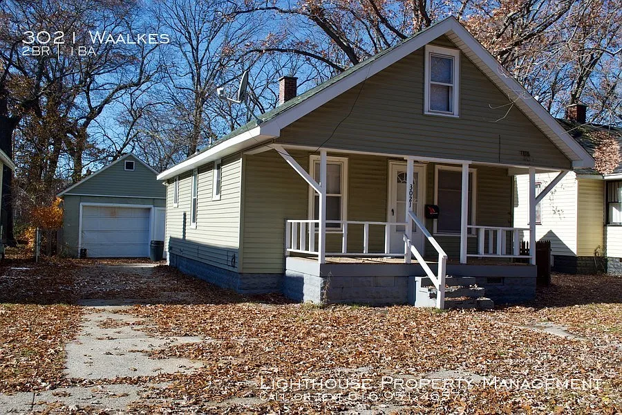 3021 Waalkes St photo 1