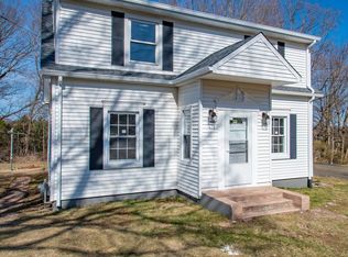 225 Shepard Ave, Hamden, CT 06514