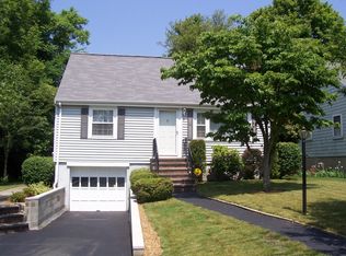 11 Bartlett Ave, Lexington, MA 02420