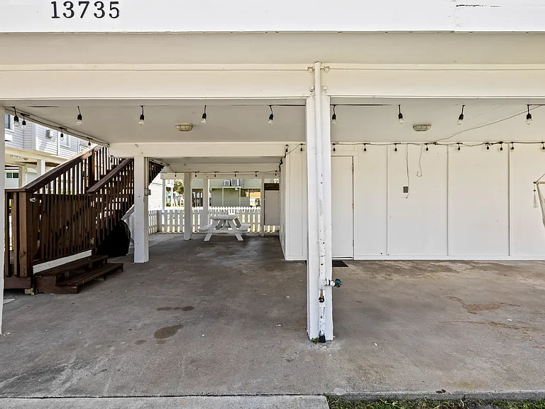 13735 Pirates Beach Blvd — Photo 26
