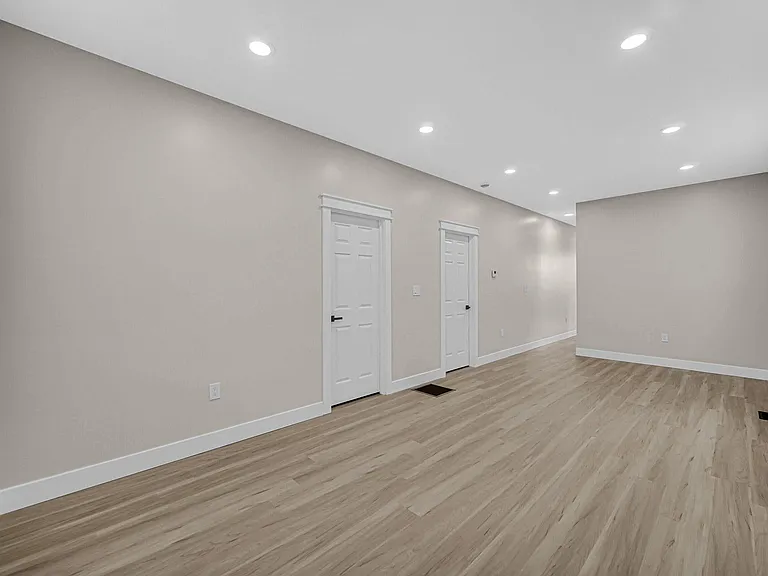 724 Willow Ct — Photo 4