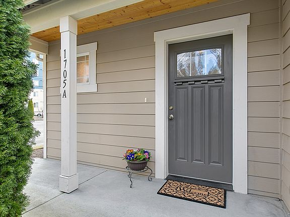 3rd image of 1705 157th St SW #A