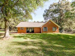 111 Castlewood Dr, Clinton, MS 39056