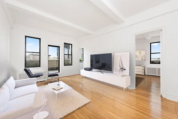 Rented by Digs Realty Group | media 34