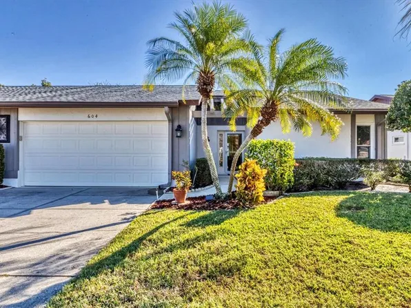 604 Chestnut Ln, Englewood, FL 34223